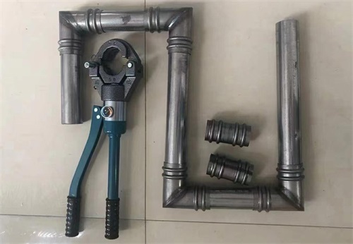 怒江承台冷却管